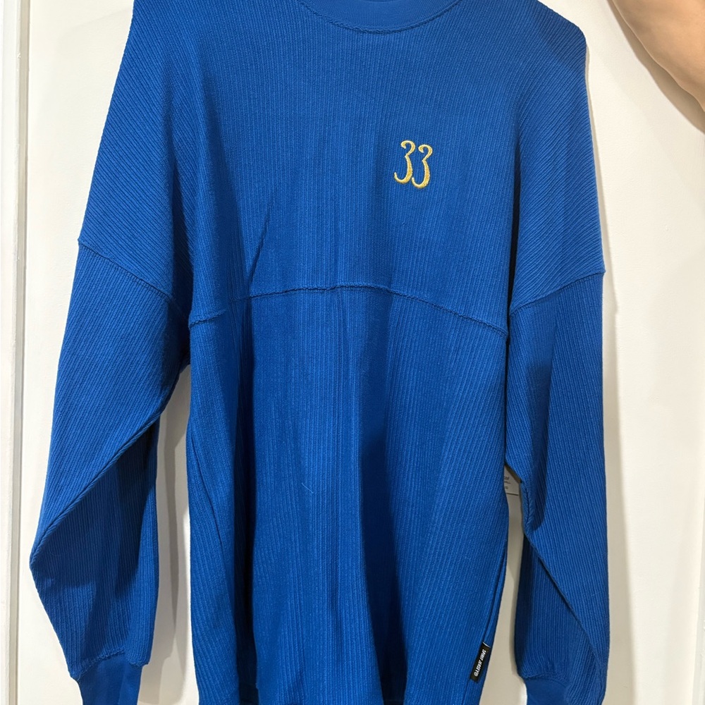 NWT Disneyland’s Club 33 spirit jersey
